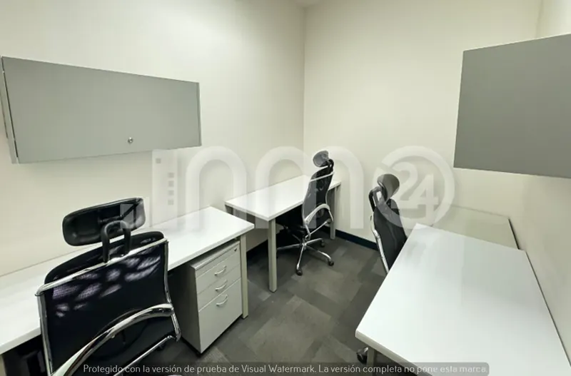 Oficina en renta en Polanquito 4 personas Plug &amp; Play ¡Oferta Web!